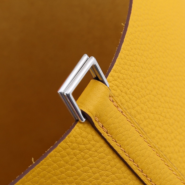 エルメスバッグ背面デザイン